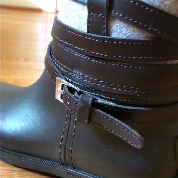 ferragamo rain boots womens